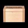 Karakuri Box : Fake Box - Vue de la face avant de la boîte en érable clair - Créateur : KCG