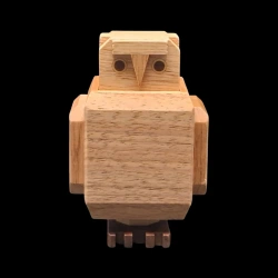 Karakuri-box: “The Owl Shock” – View of the front of the oak owl – Designer: Yoh Kakuda