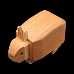Karakuri-Box : Mini Goron - 2ème vue aérienne en diagonale du devant du lapin - Créateur : Yoh Kakuda