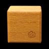 Karakuri Box: Caja pequeña n.º 4 - Vista frontal y vestas de la madera - Diseñador KCG