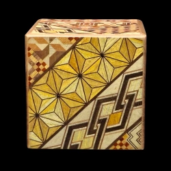 Tirelire Secrète Japonaise Cube (2 Étapes) - Casse-Tête Yosegi | Himitsu-Karakuri