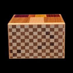 Quadratische Karakuri "Klopf-Box" (5 Schritte) von Hiroyuki Oka | Himitsu-Karakuri