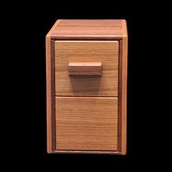 Karakuri-Box: Nanomedashi – Vorderansicht einer Schublade – Designer: Daiki Arimura