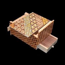 Himitsu-bako : 5 Sun 10 Steps avec Tiroir - Vue aérienne de la boîte ouverte et tiroir - Créateur : Hiroyuki Oka