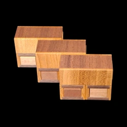 Karakuri Box : Fractal Drawer 5-unit - Vue aérienne de la boîte et de ses 3 parties - Créateur : Hiroshi Iwahara