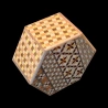 Himitsu-Bako: Hexagon 6 Steps Yosegi e Ichimatsu – Vista aérea de la caja colocada de lado – Diseñador: Hiroyuki Oka