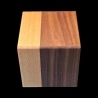 Himitsu-bako: Cubo 3 Sun 18 Steps - Vista superior de dos caras bicolores, marrón y amarillo - Diseñador: Hiroyuki Oka