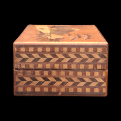 Himitsu-Bako: 4 Sun 4 Steps Fishermen & Mt Fuji – View from the key side and sliding panel with herringbone patterns