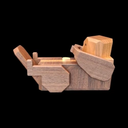 Karakuri Box : Hungry Sea Otter - Vue latérale côté gauche - Créateur : Yasuaki Kikuchi