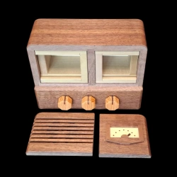 Karakuri Box: ‘Antique Radio’ – Aerial view of the radio and its two open compartments – Design: Hiroshi Iwahara