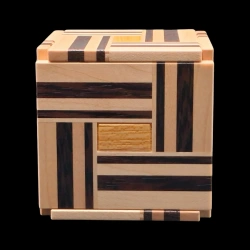 Karakuri box : XY mini - Tricolore - Vue de face - Créateur : Hideaki Kawashima