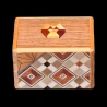 Himitsu-Bako : Mame 18 Steps "Hexagone" - Vue aérienne de la face principale avec bouton en forme d'hexagone
